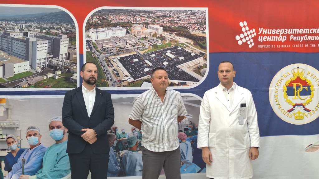 Oko 500 zdravstvenih radnika u RS traži posao, UKC nudi prekvalifikaciju i punu platu