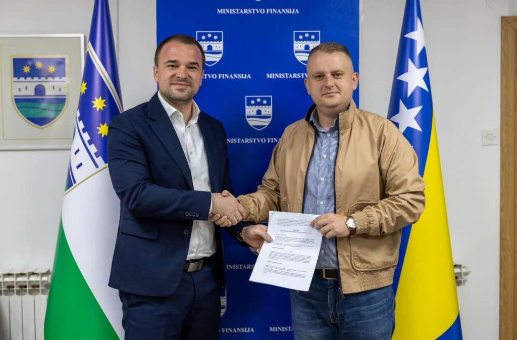 Potpisan ugovor za sportsku dvoranu u Ključu, osigurano 400.000 KM