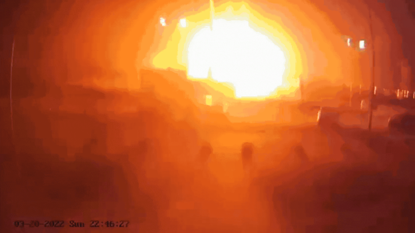 Ukrajinci odbili predaju Mariupolja, granatiran tržni centar u Kijevu