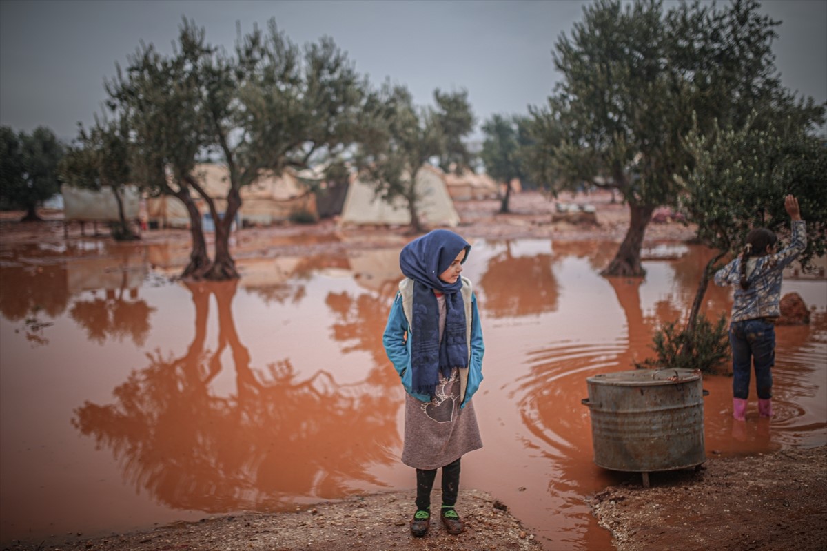 Poplave u kampovima u Idlibu ugrozile živote nekoliko hiljada porodica