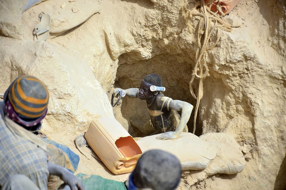 U eksploziji u rudniku zlata u Burkini Faso poginulo 59 osoba
