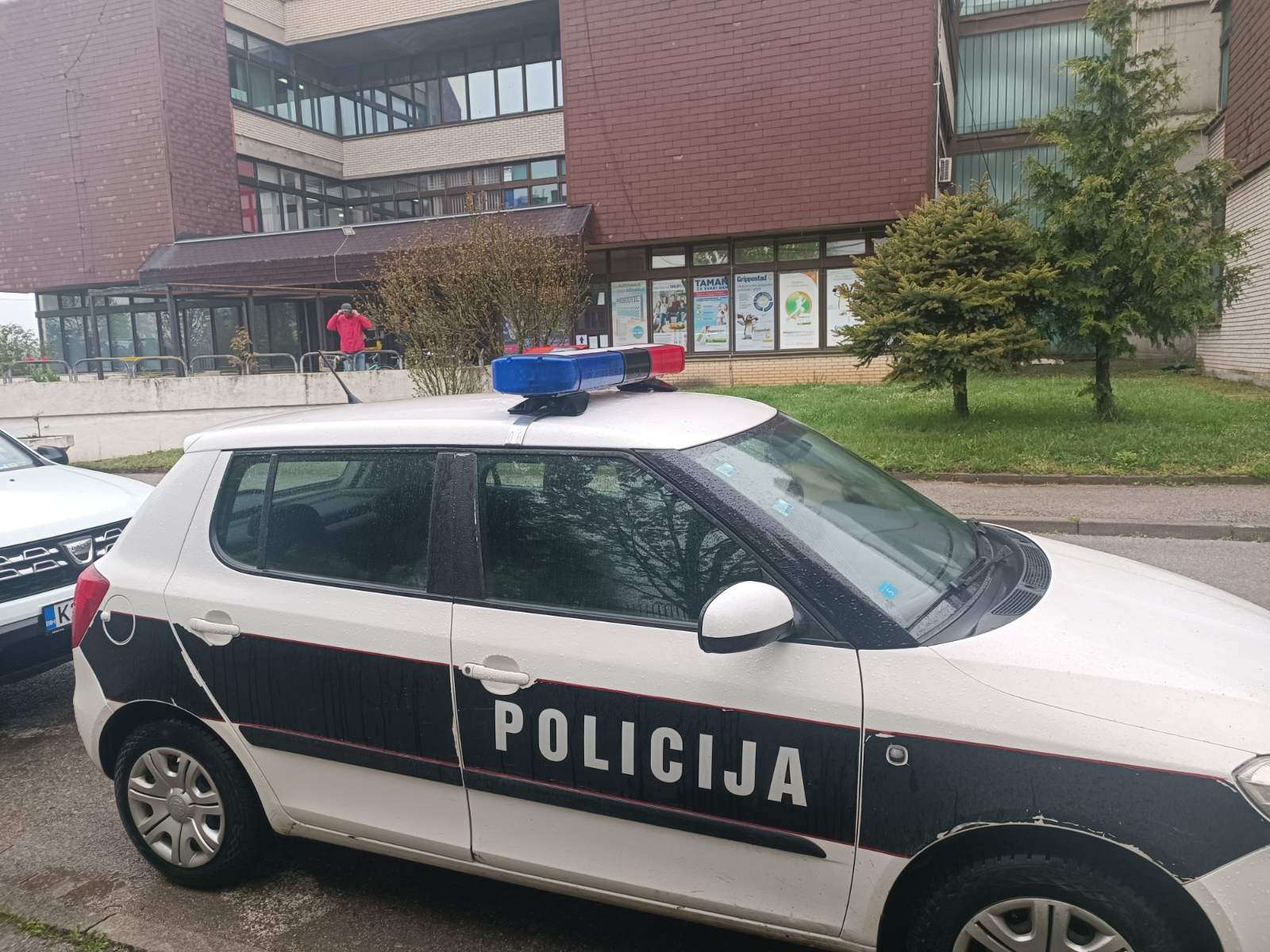 U Bihaću pretresi zdravstvenih institucija