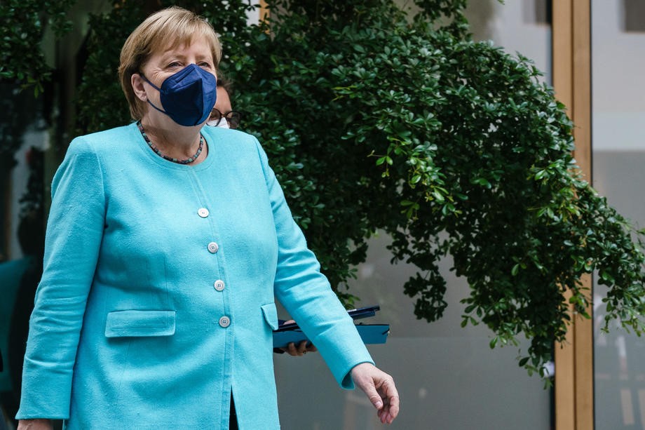 Merkel traži više restrikcija za prodaju špijunskog softvera