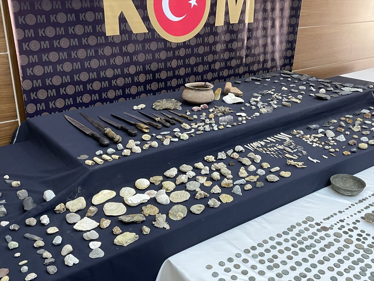 U Istanbulu pronađeno više od 1.700 istorijskih artefakata