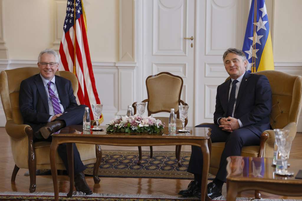 Murphy: Graditi svjetliju budućnost uz promociju trajnog mira i pomirenja