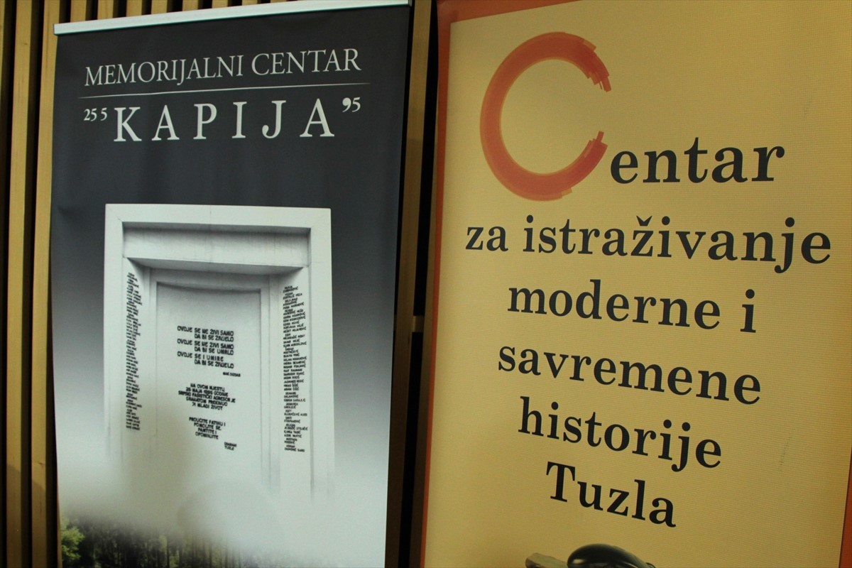 Održan okrugli stol “Tuzlanska Kapija – ubijanje mladosti 1995. godine – nekažnjeni zločin”