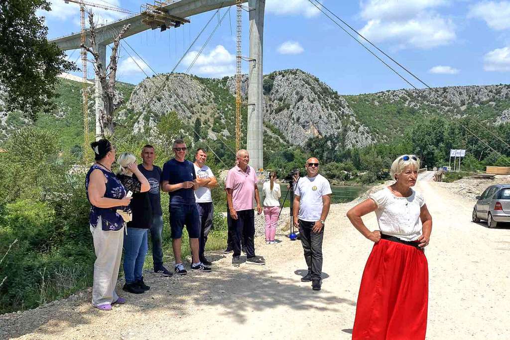 Sa mještanima Ševaš Njiva postignut dogovor, do obustave saobraćaja ipak mora doći