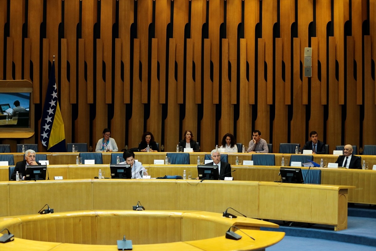 Počela sjednica Doma naroda PSBiH,  tema osiguranje sredstava za izbore