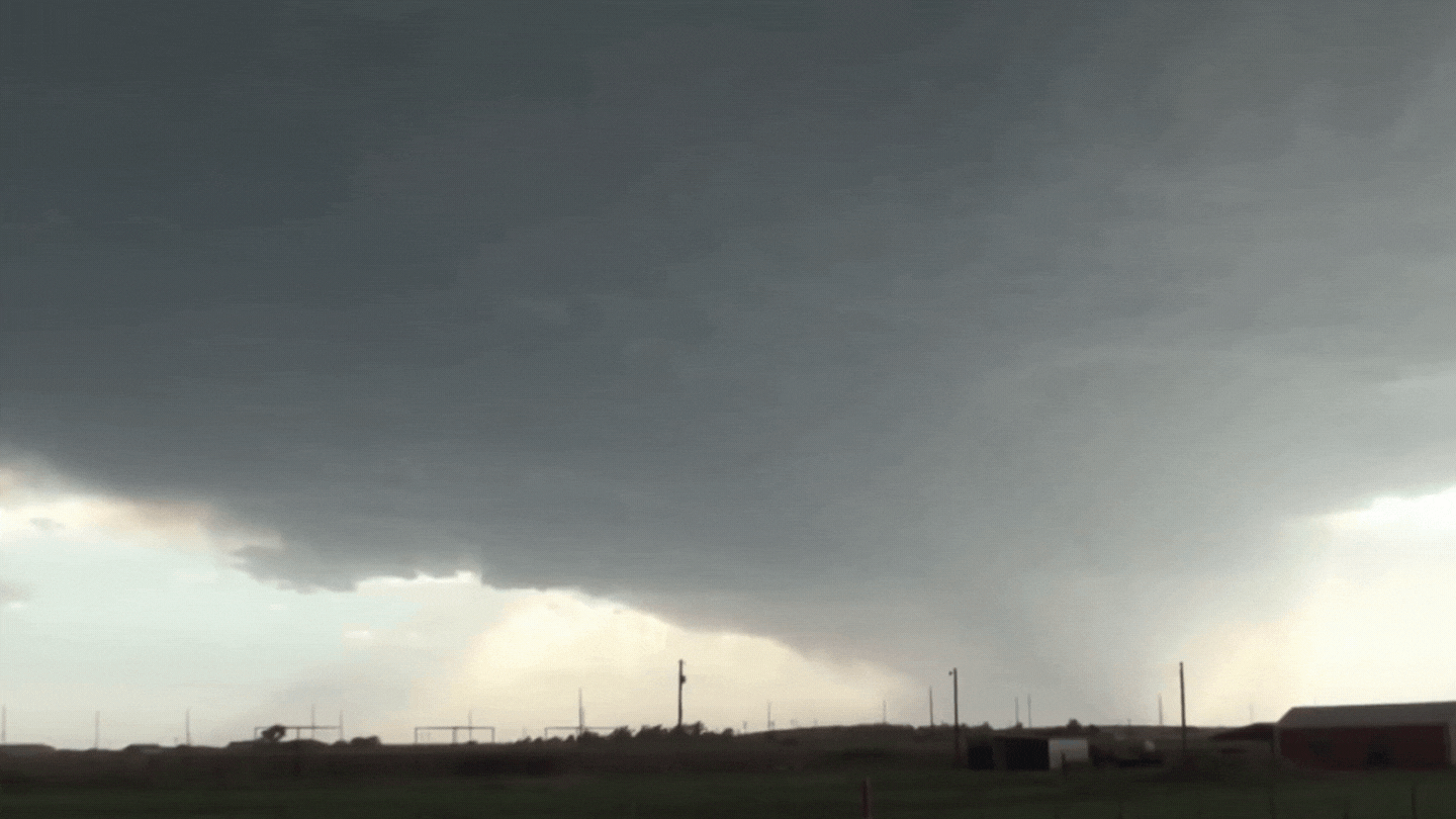 Vatrena tornada, magla, oblaci: Požari stvaraju svoje sopstvene sisteme