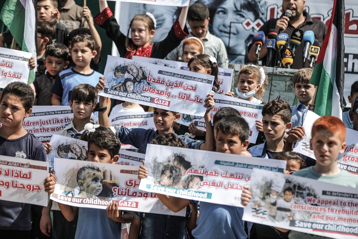 Protest palestinske djece u Gazi: Uzeli ste nam djetinjstvo