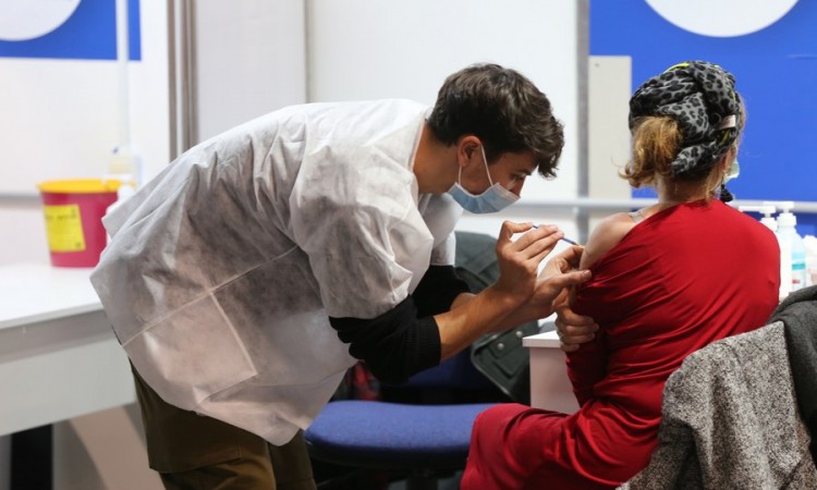 Izrael zabilježio 10.000 novih infekcija u jednom danu