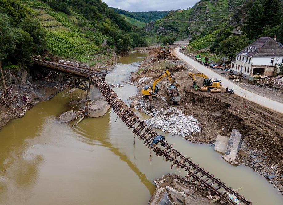 Obilne padavine i poplave rezultat aktivnosti čovjeka