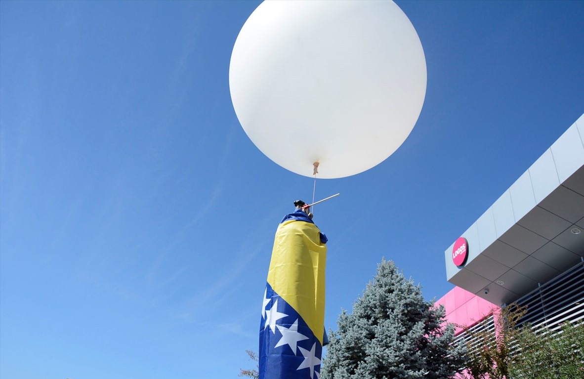 Mladi bh. robotičari lansirali satelit u atmosferu