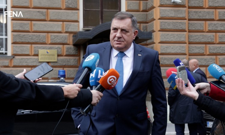 Dodik: Postići dogovor da imovina pripada entitetima