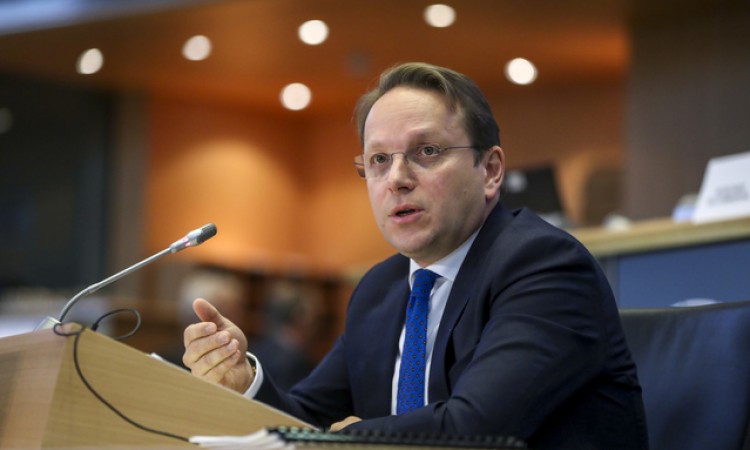 EU uslovila 600 miliona eura pomoći povratkom zvaničnika RS-a u institucije