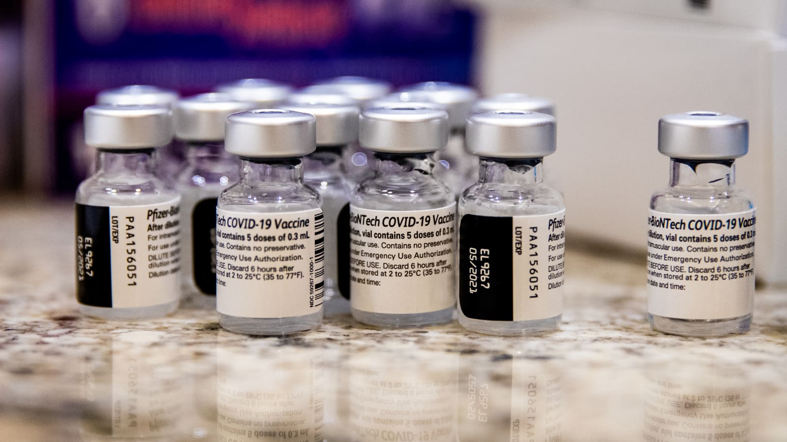 Pfizer-BioNTech počinje kliničku studiju o vakcini na bazi omikron varijante koronavirusa