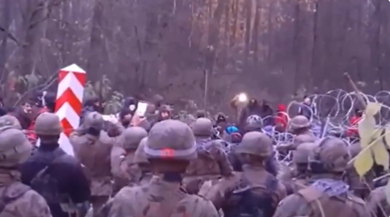 Poljski vojnici ranjeni u sukobu s migrantima na granici