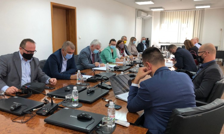 TK: Od 38 smrtnih ishoda većina nevakcinisane osobe