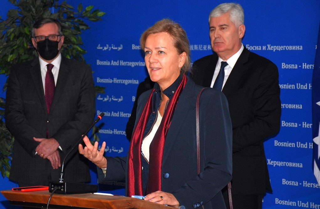 Eichhorst: EU i sve zemlje članice pozivaju na hitnu deblokadu institucija