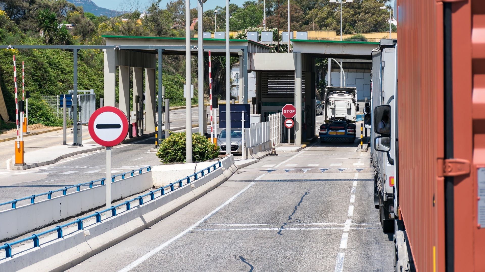 Velika Britanija ukida carine na uvoz iz Ukrajine