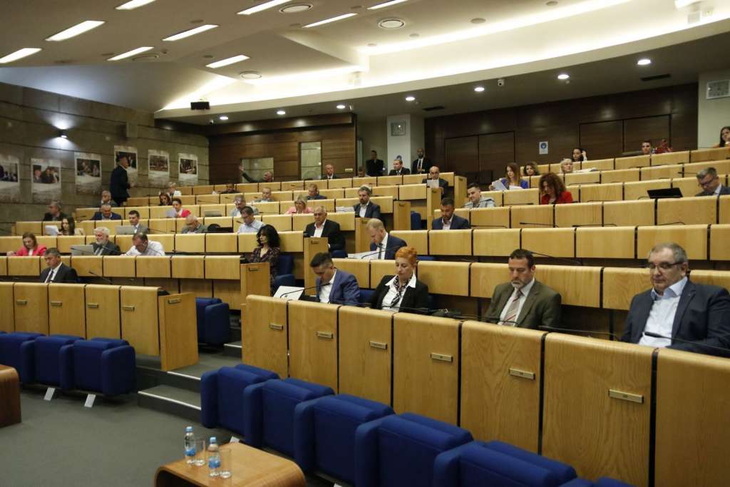 Počela sjednica Doma naroda PFBiH