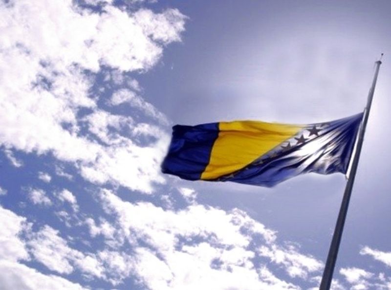 Vlada FBiH proglasila 27. oktobar Danom žalosti u FBiH zbog tragedije u Brčkom