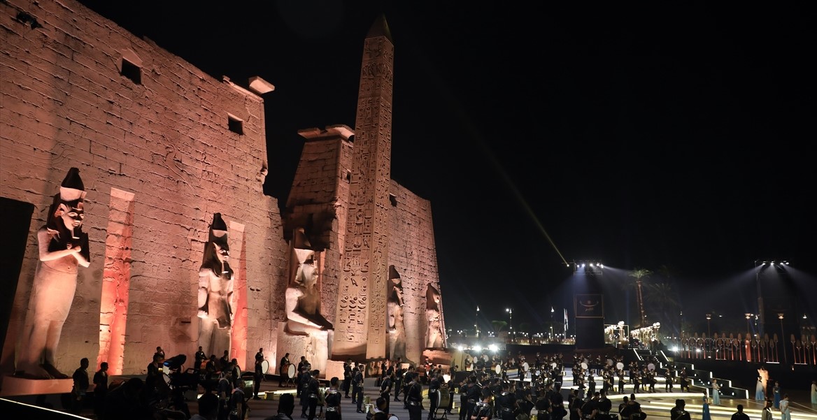 Otvoren Put sfinge iz doba faraona