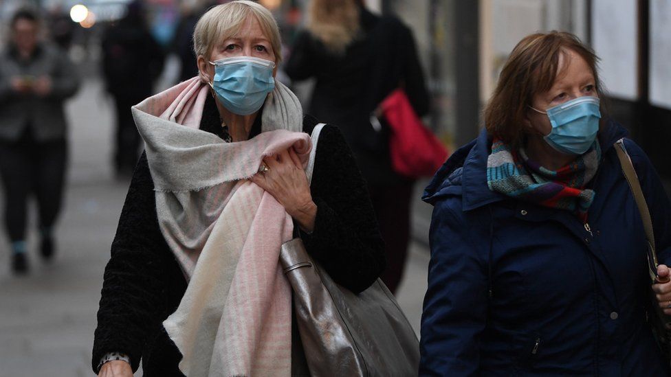 Velika Britanija uznemirena zbog novog soja koronavirusa