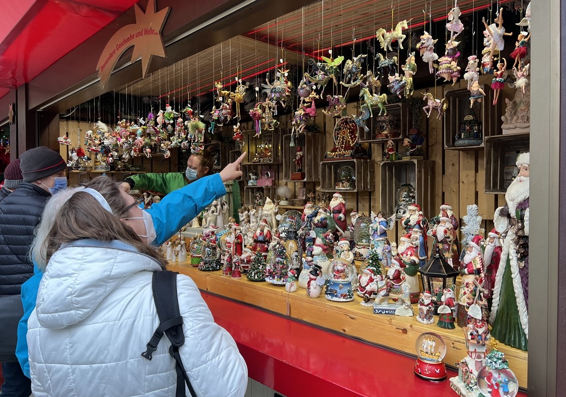 U sjeni pandemije: U njemačkom Kelnu otvoreni božićni marketi