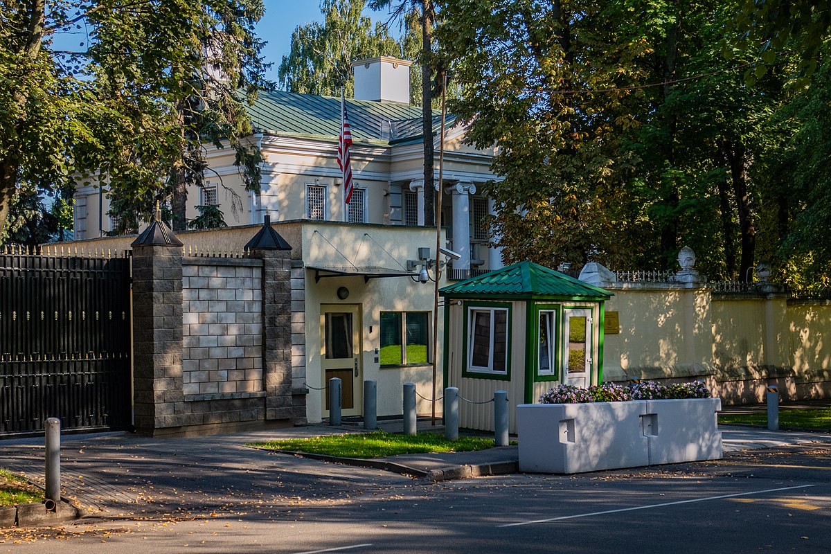 State department zatvara Ambasadu SAD-a u Minsku