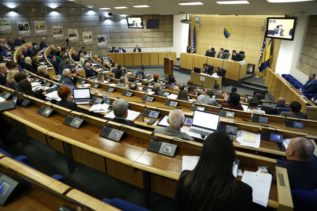 Žustra rasprava o finansijskoj konsolidaciji zdravstvenih ustanova