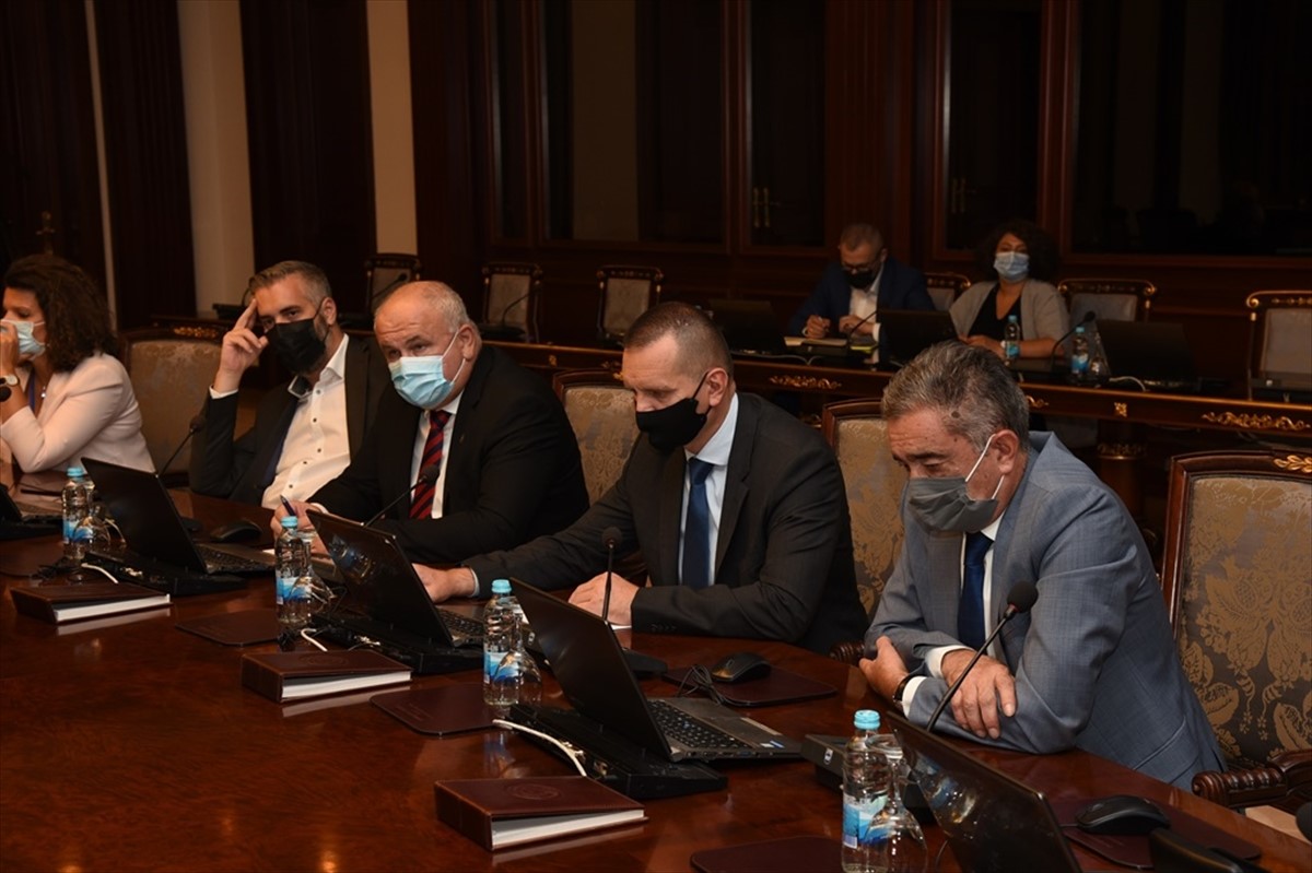 Odobreno upućivanje u proceduru zakona pripremljenih za sjednicu NSRS