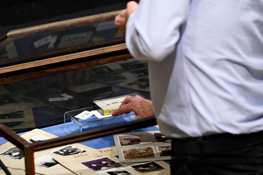 Kaseta sa neobjavljenom pjesmom Johna Lennona prodata za 58.300 dolara