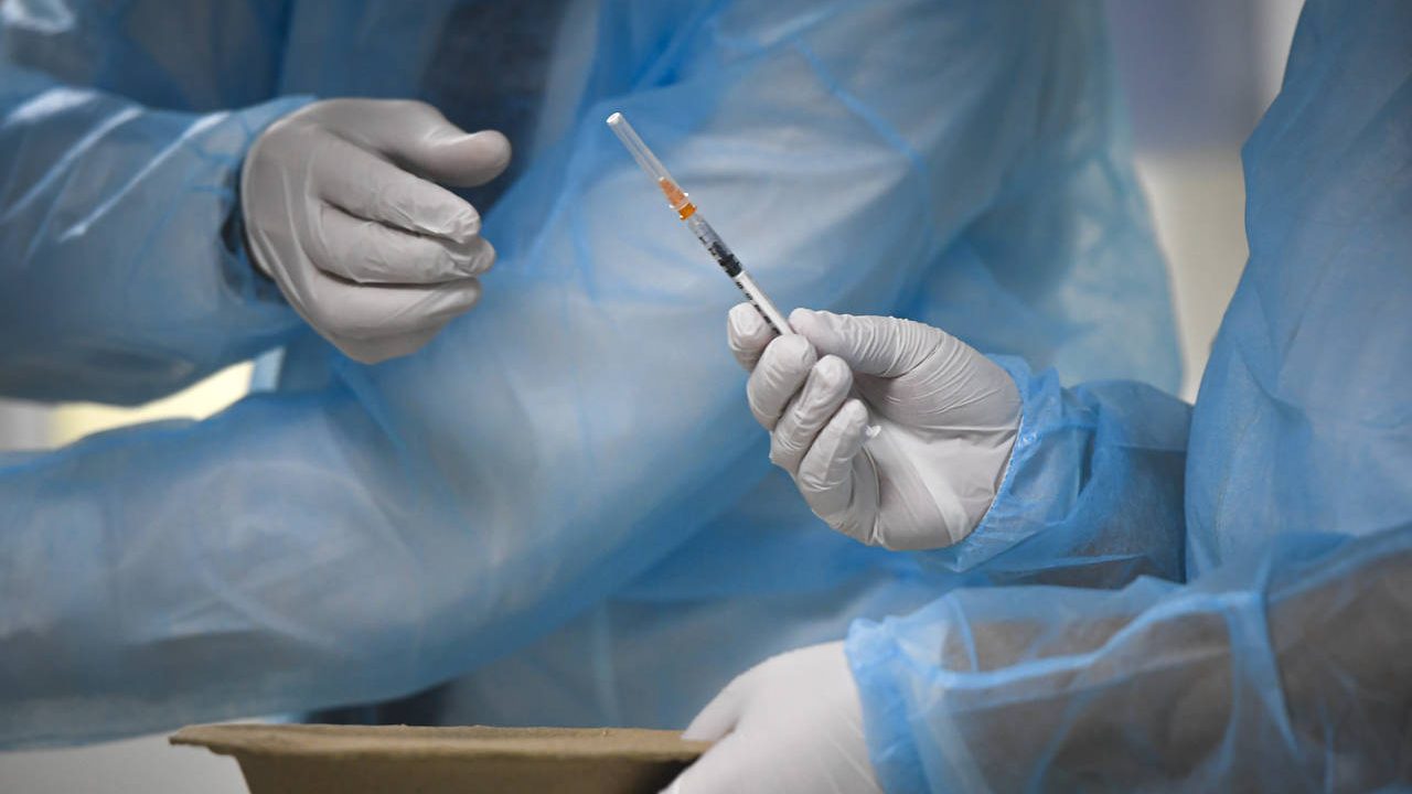 Otkaz za 175 zdravstvenih radnika u SAD-u jer nisu vakcinisani protiv COVID-19