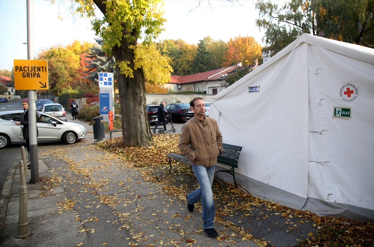 U Hrvatskoj 4392 nova slučaja zaraze koronavirusom, 26 osoba umrlo