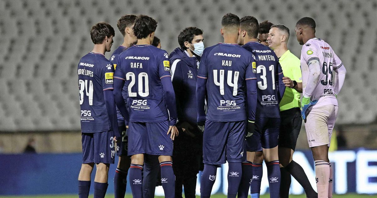 Omicron varijanta otkrivena kod 13 fudbalera portugalskog Belenensesa