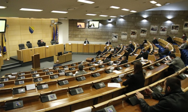 "Politizacija bi mogla ugroziti donošenje dopuna Zakona o el. energiji"