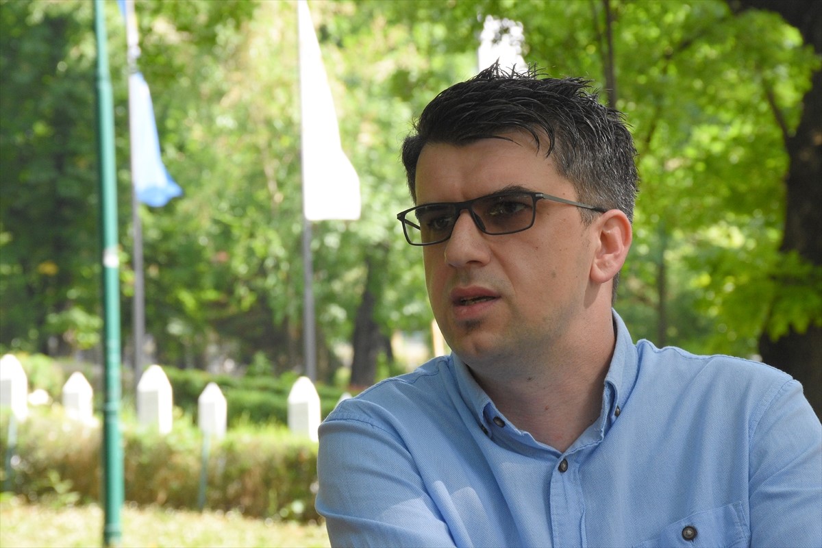 Dr. Jasmin Medić: Bijela traka simbol zločina počinjenog u Prijedoru 1992.