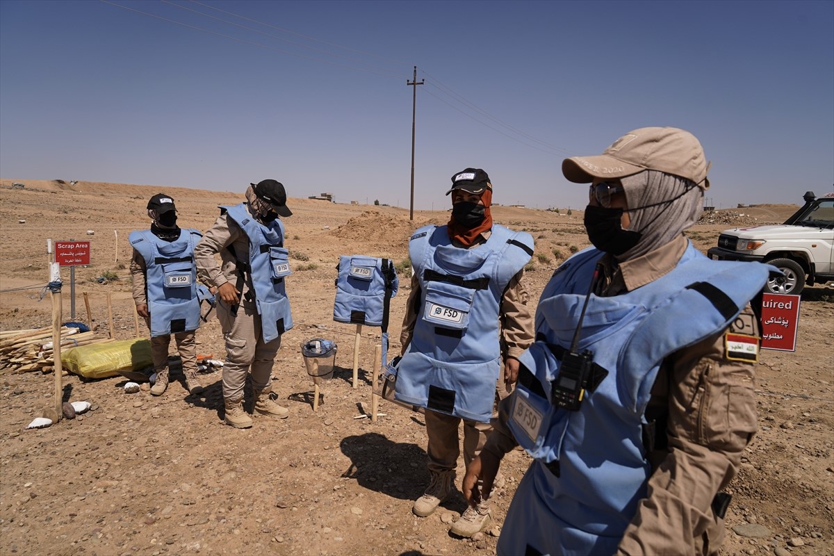 Žene demineri u Iraku uništile više od hiljadu eksplozivnih naprava ISIS-a