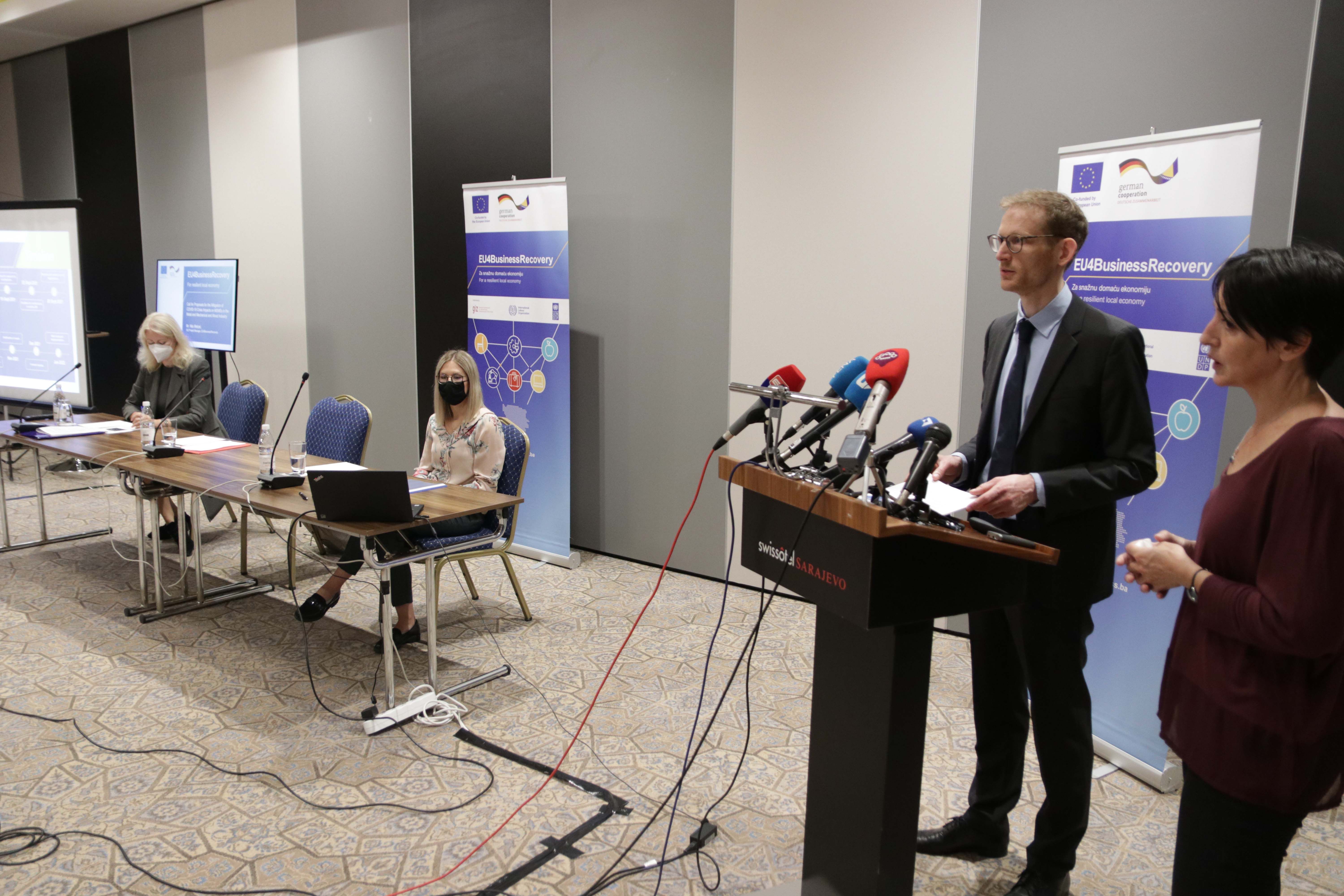 EU4BusinessRecovery: Tri miliona eura za metalski i drvni sektor