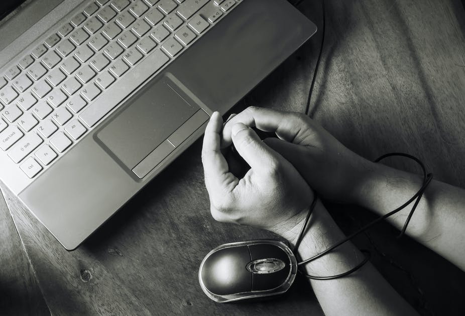 Međunarodni mjesec borbe protiv bolesti ovisnosti: Ovisnost o internetu bolest 21. stoljeća