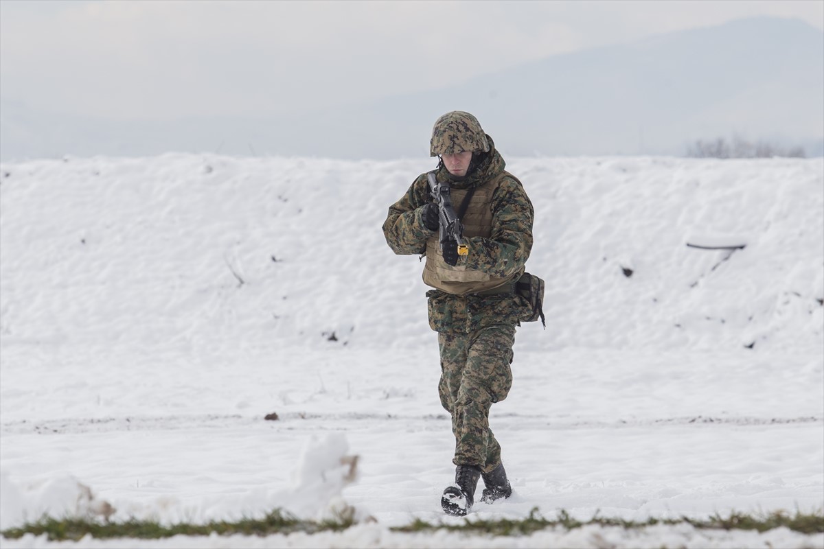 Pripadnici OSBiH pokazali vještine na vojnoj vježbi u kasarni Rajlovac