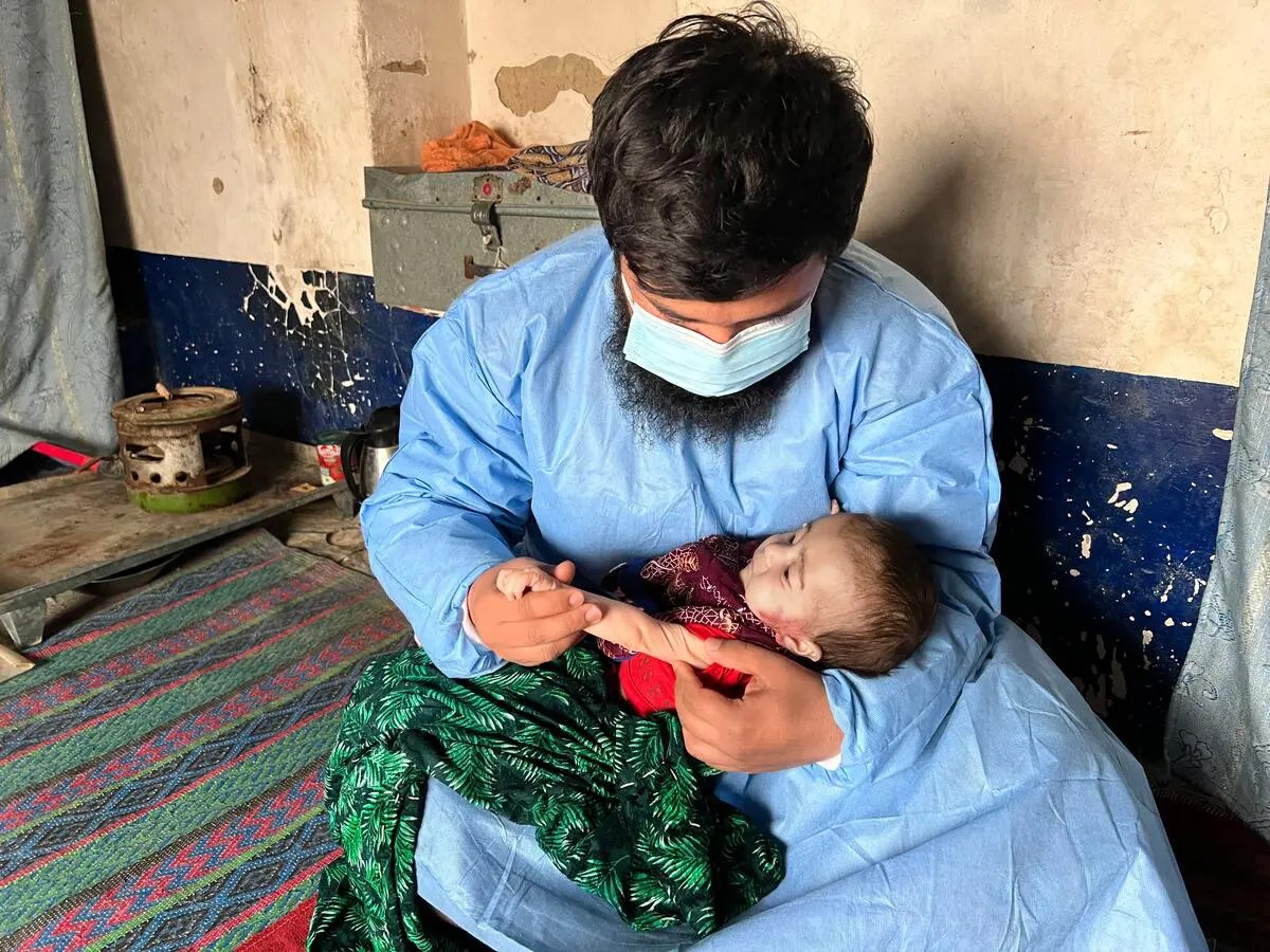 U Afganistanu u decembru od upale pluća i neuhranjenosti umrlo 135 djece