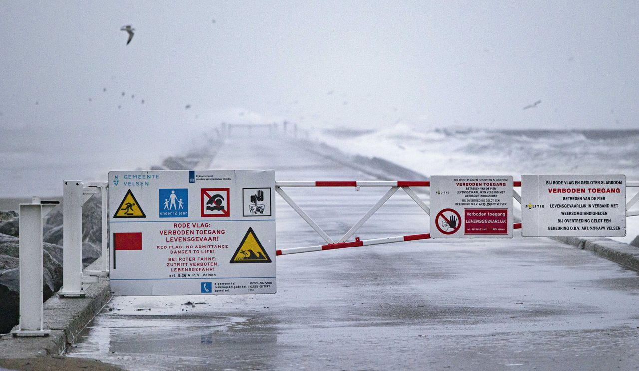 Sudarila se dva broda kod obale Nizozemske, u toku evakuacija posade