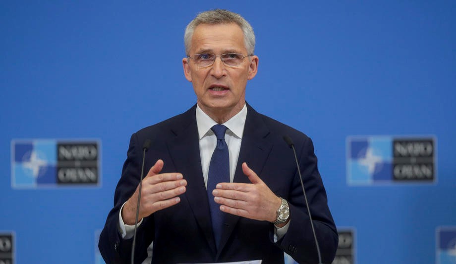 Stoltenberg: Nema naznaka da se Rusija povlači