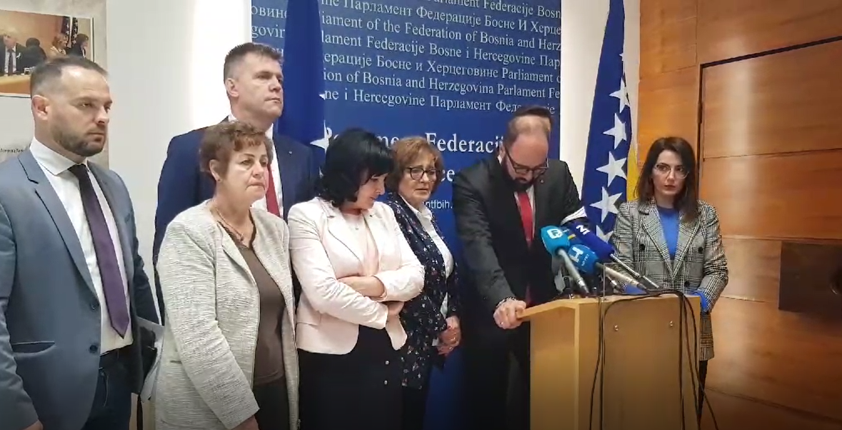 Klub SDP-a se oprostio od drugarice Srne-Bajramović