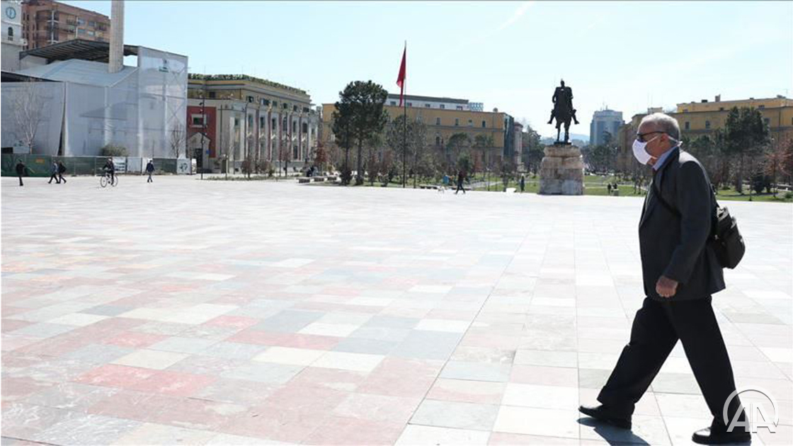 Nove mjere za ulazak u Albaniju, vraćen policijski sat