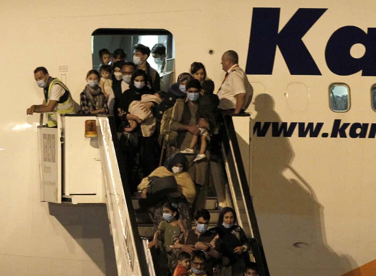 U Sjevernu Makedoniju stigla prva grupa evakuisanih Afganistanaca