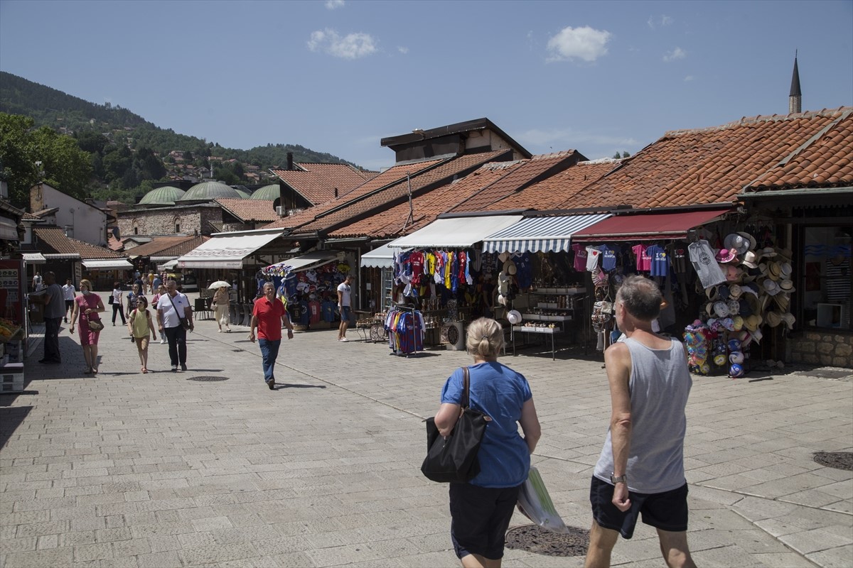 U Kantonu Sarajevo četvero novozaraženih, jedna osoba preminula