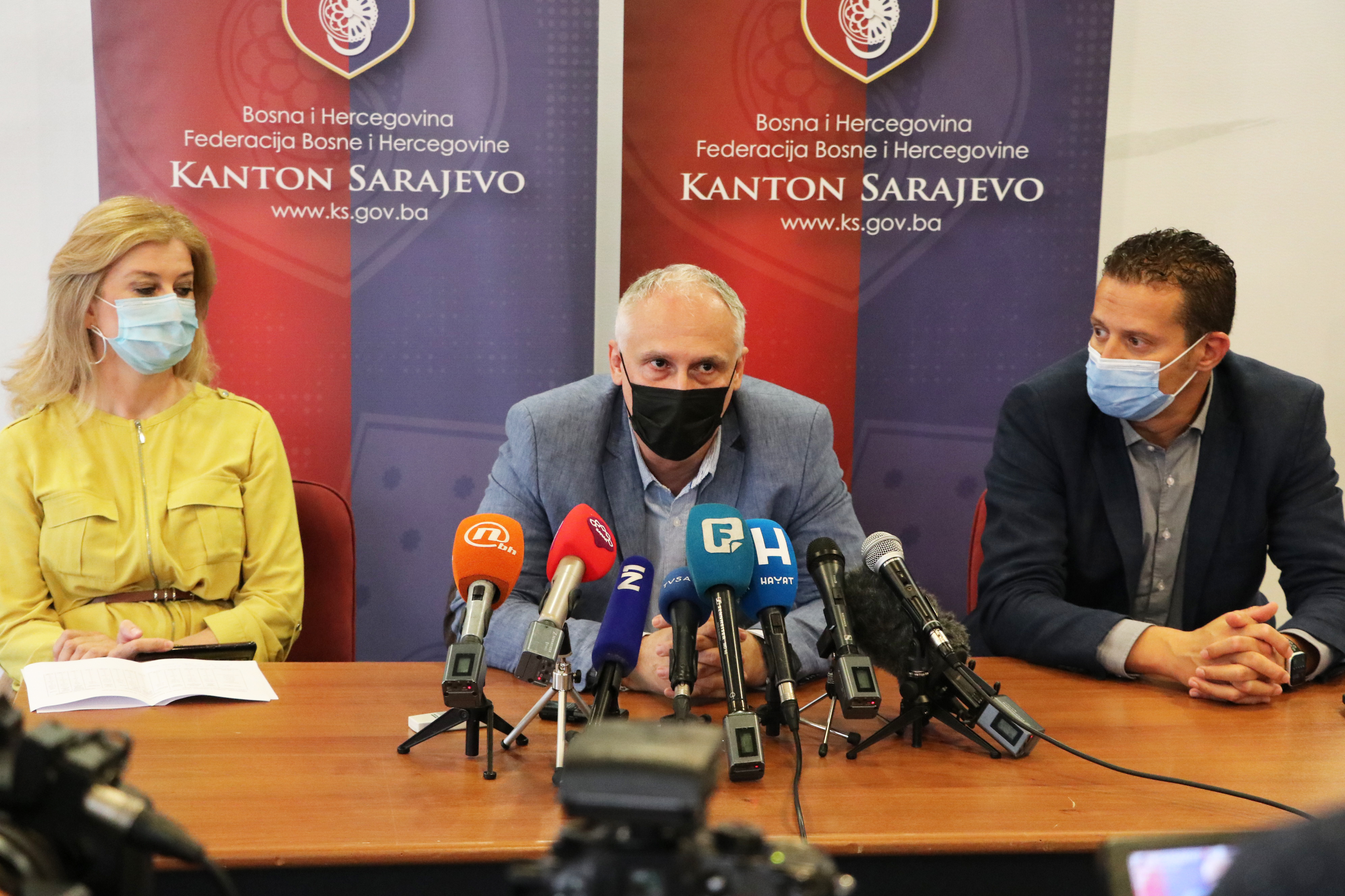 Kanton Sarajevo bi se u augustu mogao suočiti s novim valom koronavirusa